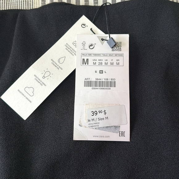 Zara split thigh skirt black (Brand New) - Picture 3 of 4